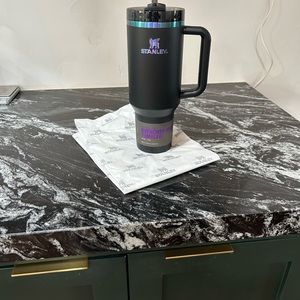 Stanley Black Chroma 40oz